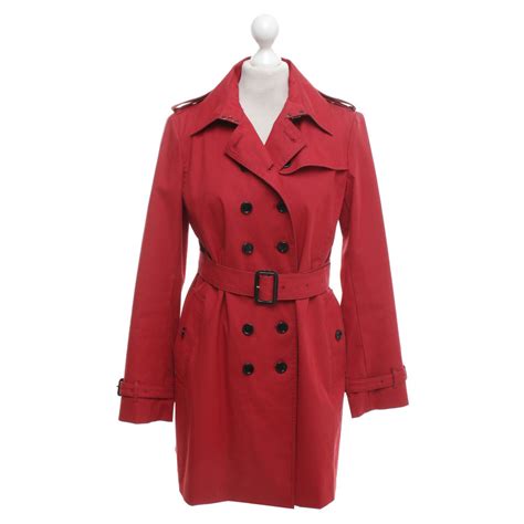 trenchcoat rot burberry|burberry trenchcoat second hand.